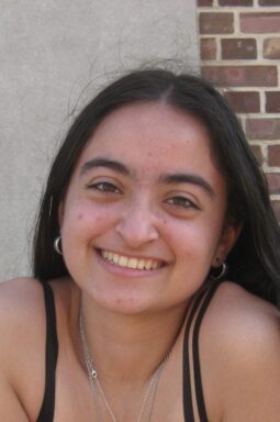 Laura Kohli - ID Pic